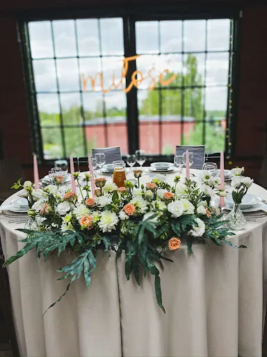 CAFECIARNIA | KWIATY W KREDENSIE - Pracownia florystyczna